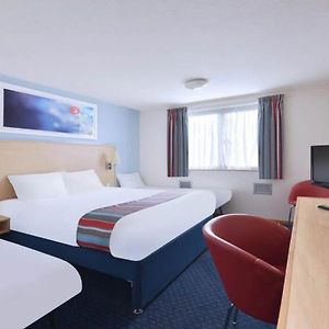 Travelodge Burton M6 Northbound